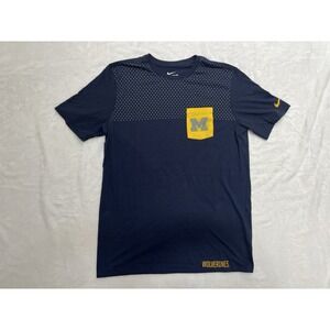 Nike Michigan Wolverines Pocket T Shirt Mens Adult XL Extra Large Short Sleeve
